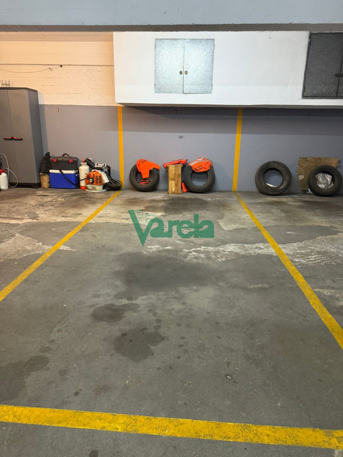 Apartamento ID.22868 - Venta Apartamento 3 dormitorios 3 baños servicio Pocitos Rambla Garage