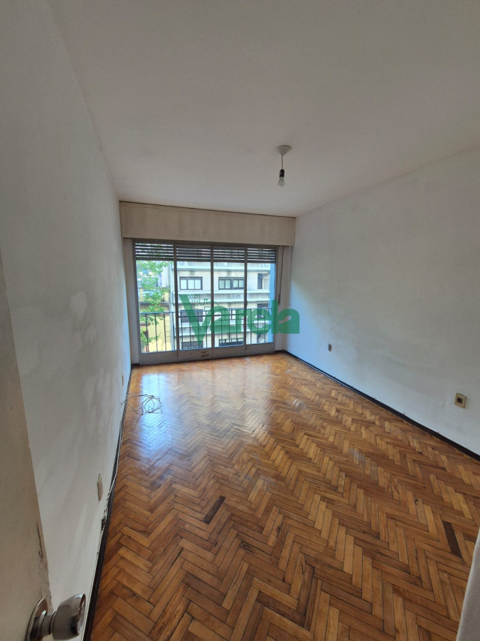 Apartamento ID.22540 - Alquiler apartamento Cordon, 2 dormitorios, terraza, Requena y Brandzen