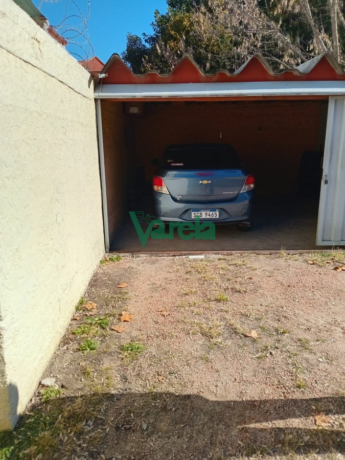 Apartamento ID.22652 - Venta apartamento, Malvin,3 dorm, 3 baños, patio con parrillero y cochera