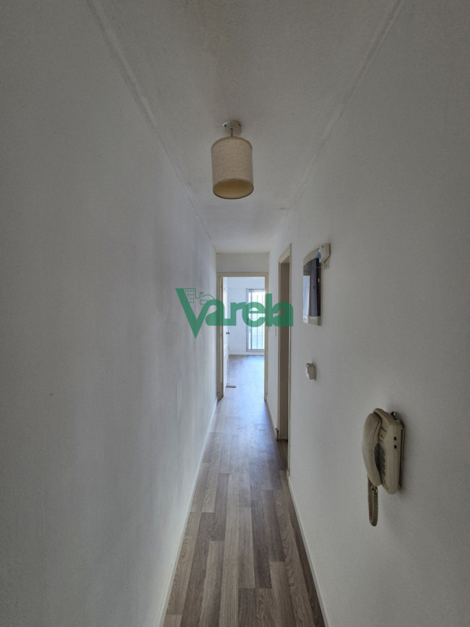Apartamento ID.23043 - Venta de apartamento, Pocitos, 1 dormitorio con terraza y patio