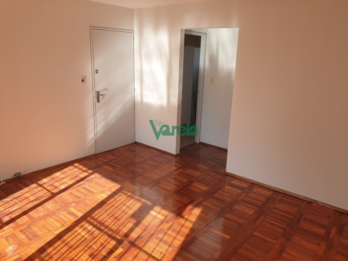 Apartamento ID.21460 - Alquiler apartamento Pocitos, 3 dormitorios, terraza, ascensor