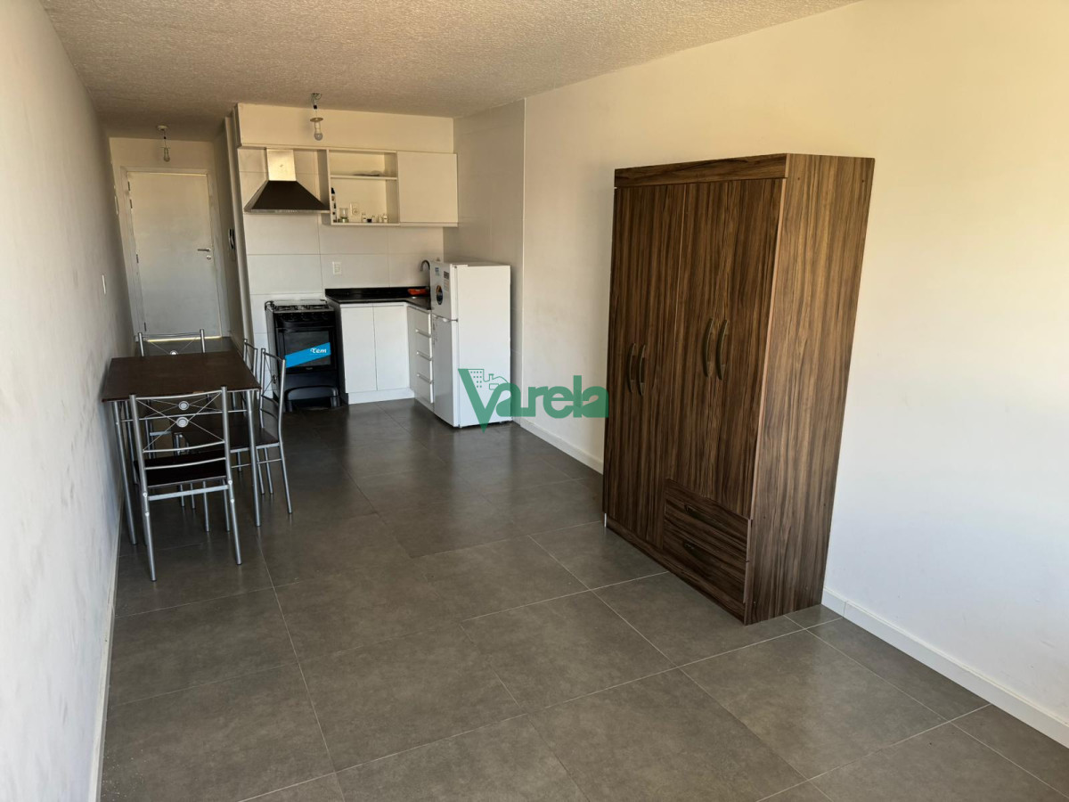 Apartamento ID.21738 - Alquiler apartamento monoambiente Malvin Rivera y C. del Uruguay, totalmente equipado