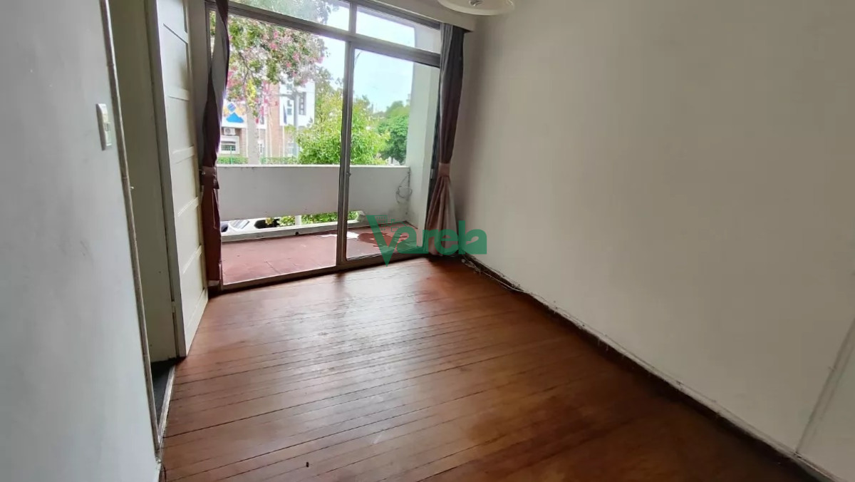 Apartamento ID.22566 - Venta Apartamento Pocitos 2 Dormitorios 1 Baño Balcon