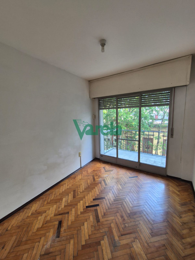 Apartamento ID.22540 - Alquiler apartamento Cordon, 2 dormitorios, terraza, Requena y Brandzen