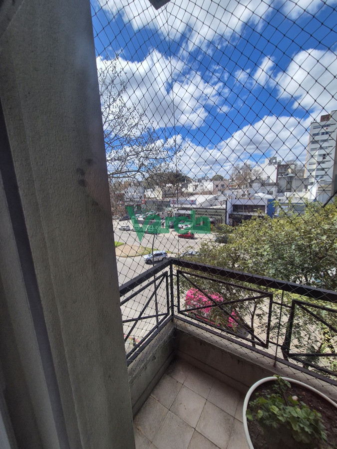 Apartamento ID.22760 - Venta apartamento Tres Cruces, 3 dormitorios, terraza, 2 baños