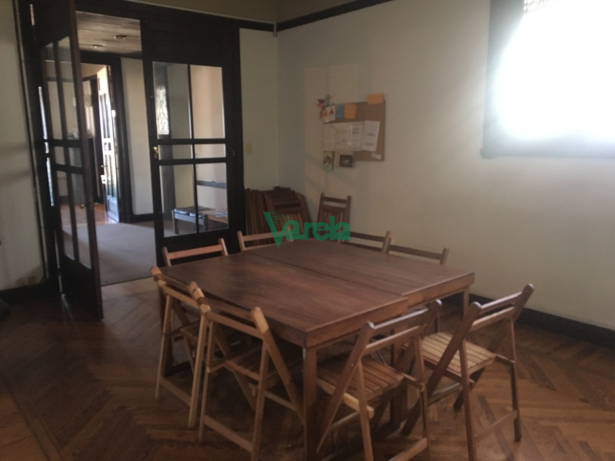 Apartamento ID.19495 - Apartamento venta Cordón 7 dorm 3 baños 240 m2
