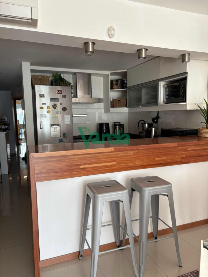 Apartamento ID.22573 - Venta Apartamento 2 Dormitorios 2 Baños Garage Piscina P Carretas