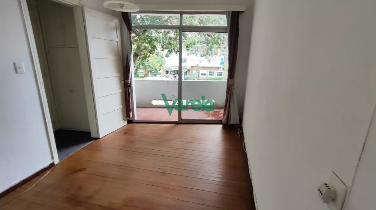 Apartamento ID.22566 - Venta Apartamento Pocitos 2 Dormitorios 1 Baño Balcon