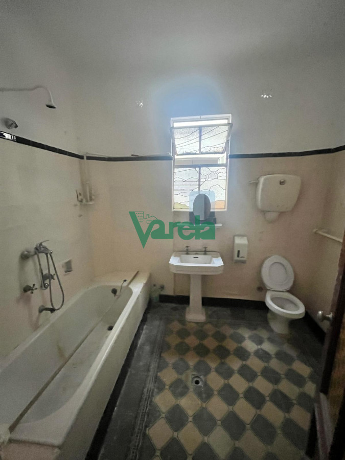 Apartamento ID.21313 - Venta Apartamento Centro de estilo. Tres dormitorios.