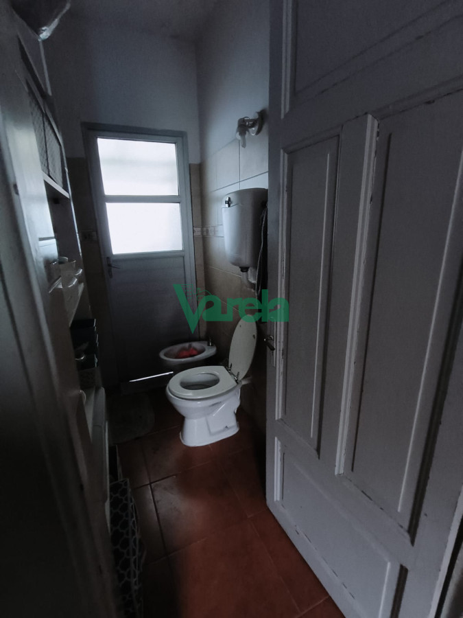 Apartamento ID.22728 - Venta de 2 apartamentos en Cordon, uno de 3 dormitorios y un monoambiente