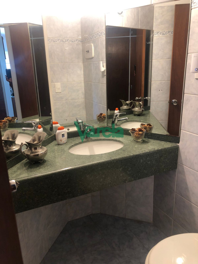 Apartamento ID.22254 - Venta, apartamento Villa Biarritz, 3 dormitorios,4 baños, terrazas, losa