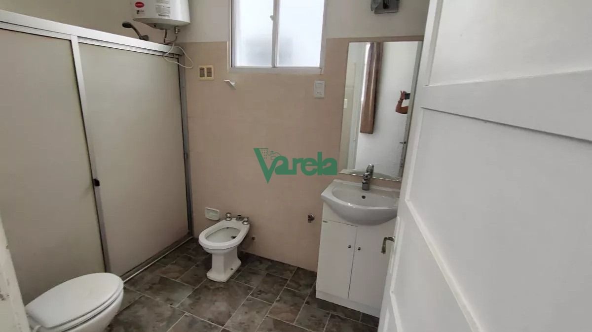 Apartamento ID.22566 - Venta Apartamento Pocitos 2 Dormitorios 1 Baño Balcon