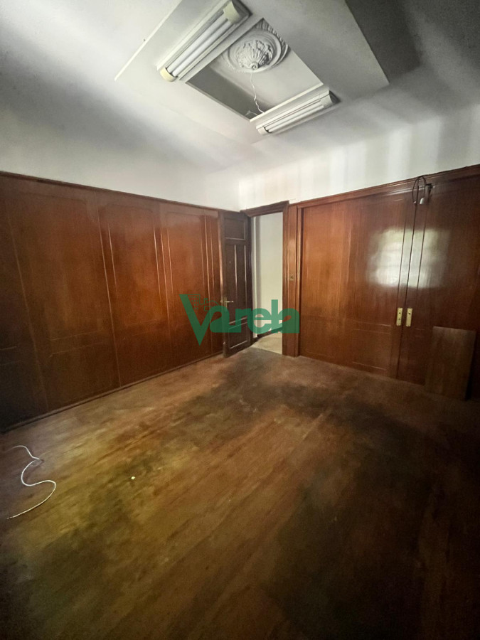 Apartamento ID.21313 - Venta Apartamento Centro de estilo. Tres dormitorios.
