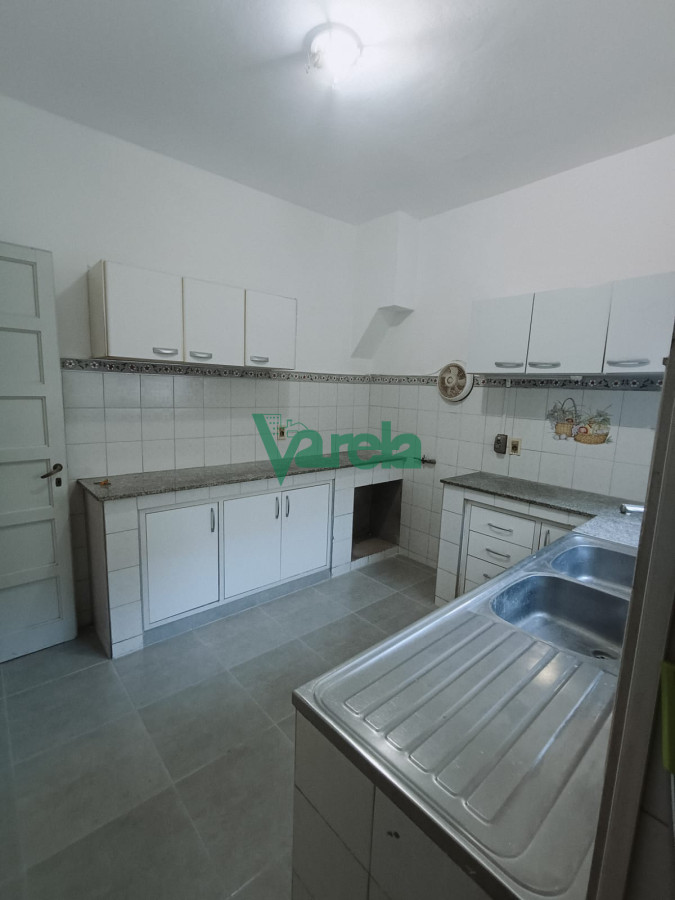 Apartamento ID.22728 - Venta de 2 apartamentos en Cordon, uno de 3 dormitorios y un monoambiente