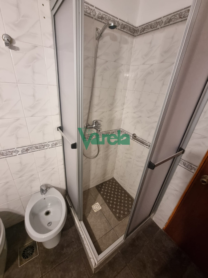 Apartamento ID.21982 - Apartamento venta, Parque Posadas Prado, 4 dormitorios 2 baños