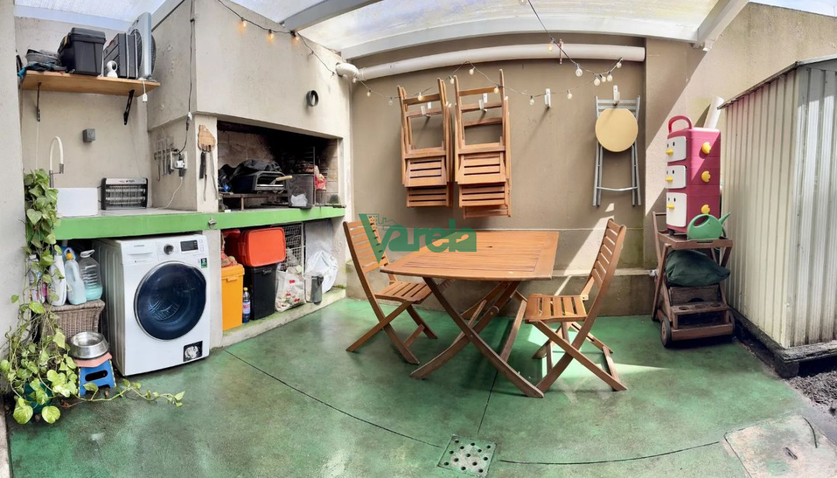 Apartamento ID.22848 - Venta Apartamento 2 Dormitorios 1 Baño Garage Patio Prado