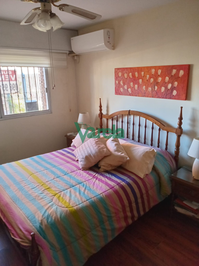 Apartamento ID.22652 - Venta apartamento, Malvin,3 dorm, 3 baños, patio con parrillero y cochera