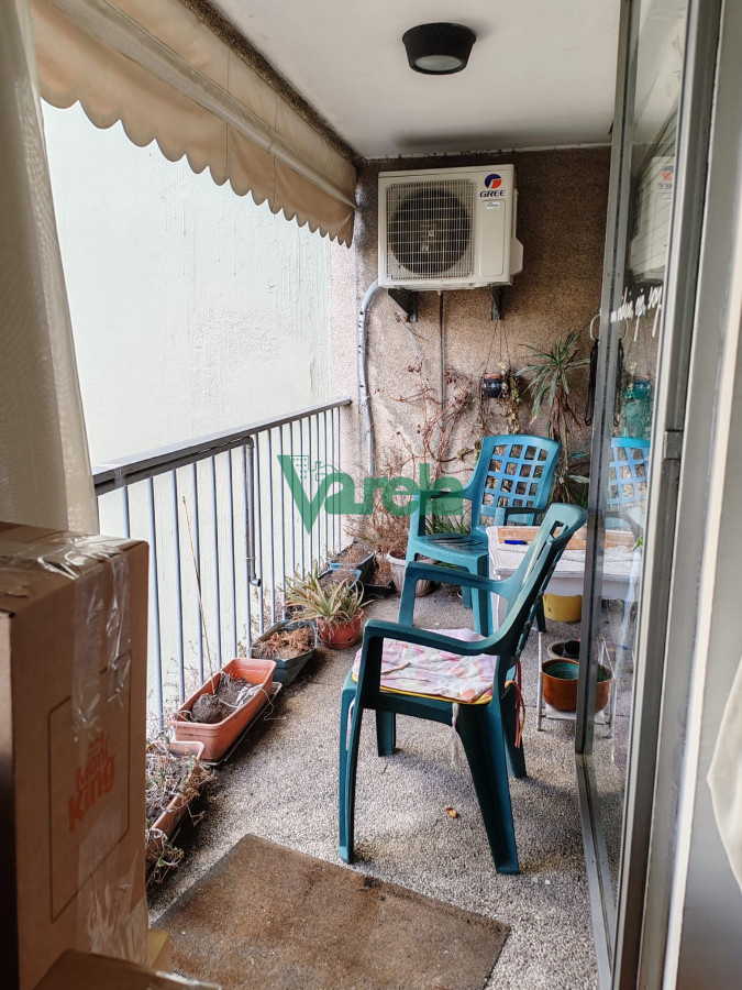 Apartamento ID.22572 - Venta apartamento Pocitos, 3 dormitorios, servicio, 3 baños, garage