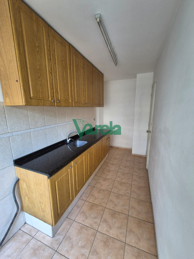 Apartamento ID.22540 - Alquiler apartamento Cordon, 2 dormitorios, terraza, Requena y Brandzen