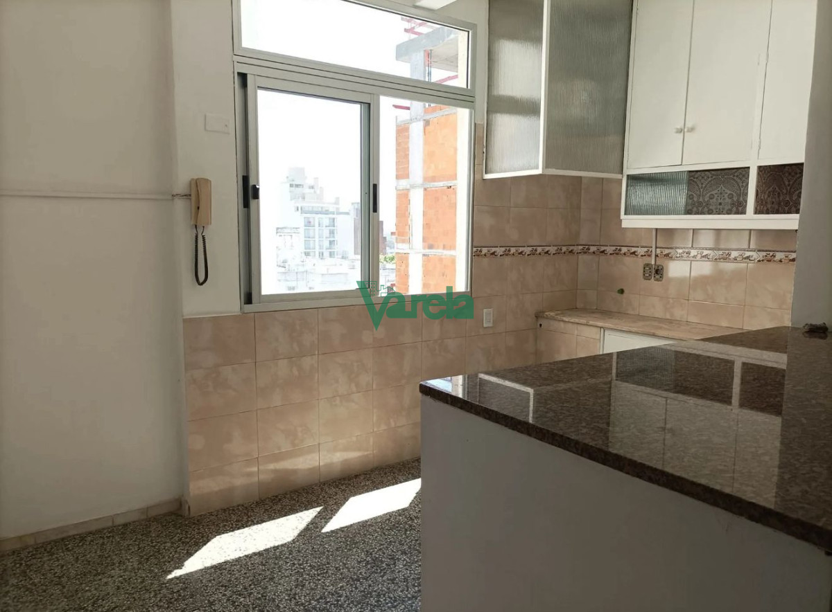 Apartamento ID.22855 - Venta Apartamento 2 Dormitorios 1 Baño Cordon Apto Banco
