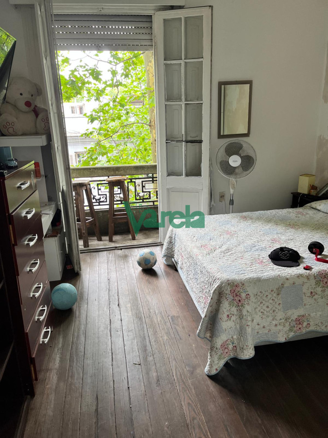 Apartamento ID.21005 - VENTA APARTAMENTO CORDÓN, 3 dorm, 2 baños y escritorio