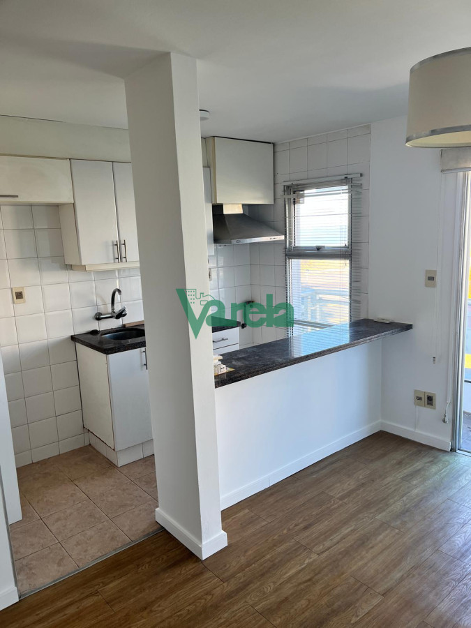 Apartamento ID.22226 - Venta apartamento, Malvin,1 dorm,1baño, gge.bcoa, gym, laumdry, vista al mar!!!!!
