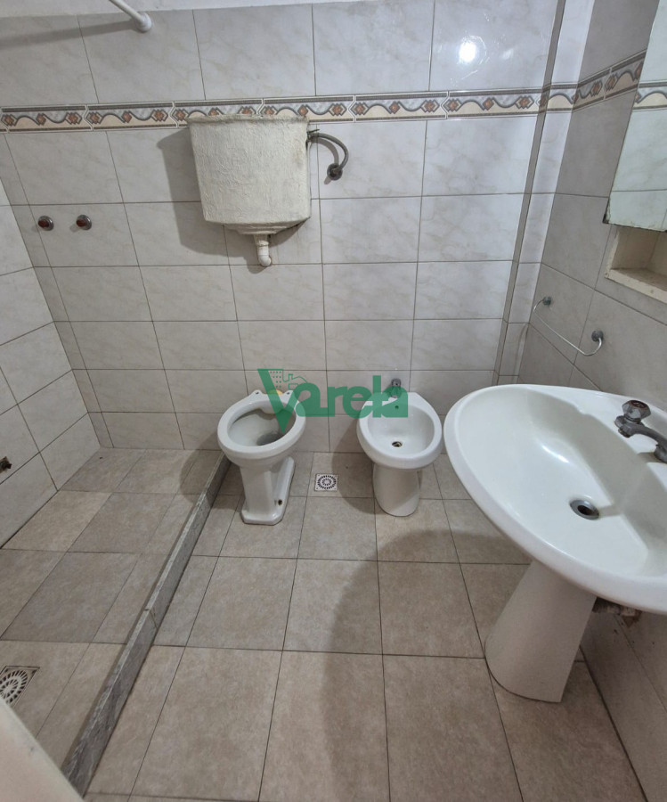 Apartamento ID.22540 - Alquiler apartamento Cordon, 2 dormitorios, terraza, Requena y Brandzen