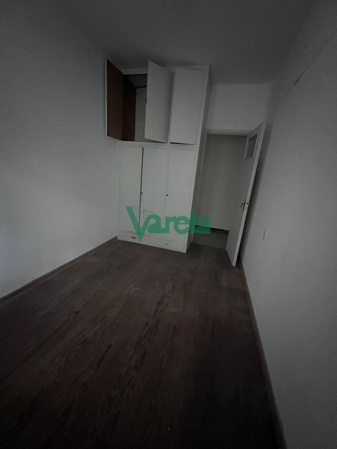 Apartamento ID.21890 - Venta apartamento, Cordón Sur,2 dorm,  amplio, luminoso, semi reciclado, 67 m2!!!!