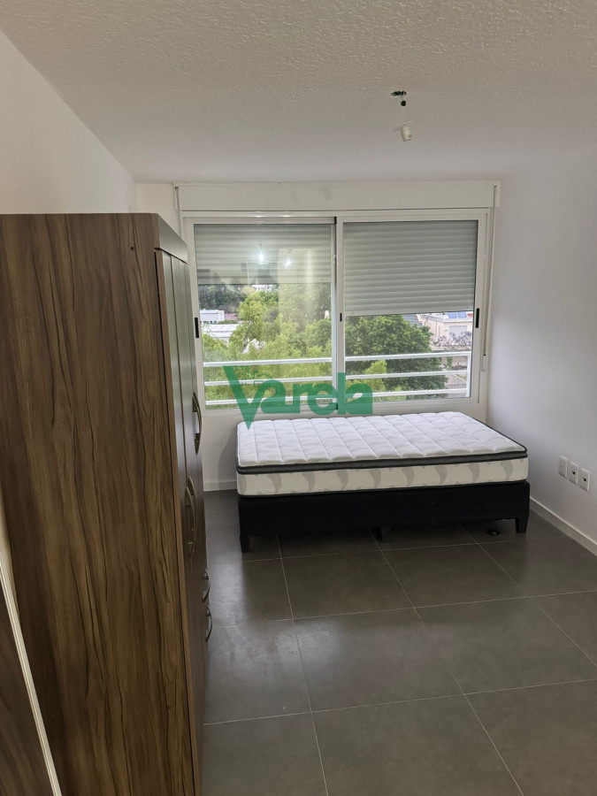 Apartamento ID.21738 - Alquiler apartamento monoambiente Malvin Rivera y C. del Uruguay, totalmente equipado