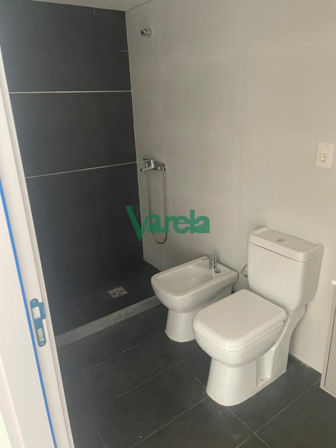 Apartamento ID.22879 - Apartamento venta Malvin, 1 dormitorio, a estrenar, con patio