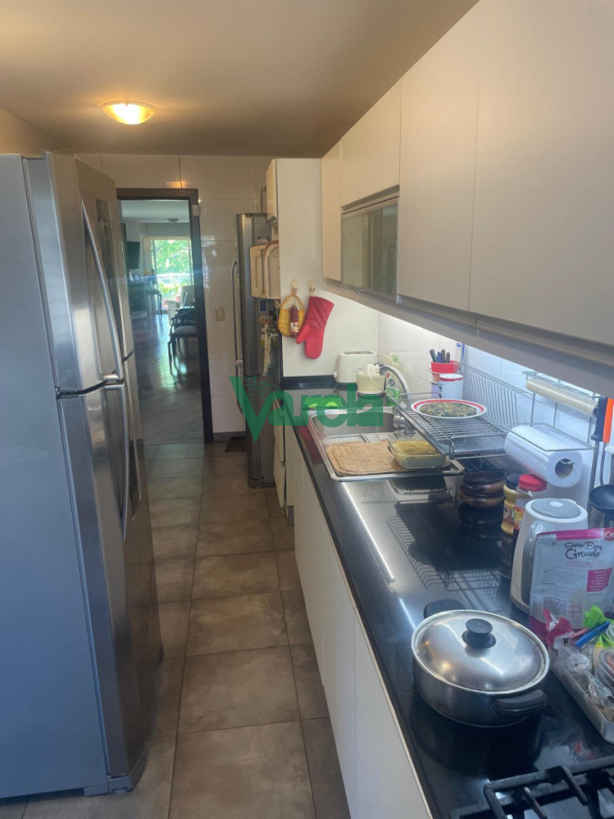 Apartamento ID.22814 - Venta Apartamento Punta Gorda, 4 dorm,4 baños, azotea con parrillero, piscina, 2 garajes