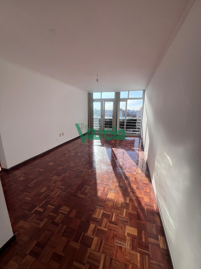 Apartamento ID.21873 - Venta apartamento Pocitos 2 dormitorios, escritorio 2 baños, garage
