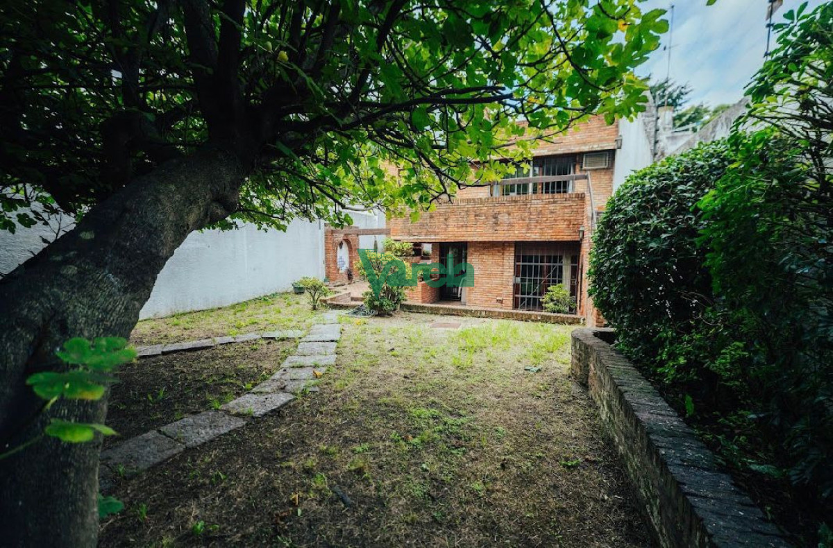 Casa ID.22962 - Venta de casa cuatro dormitorios en Punta Carretas