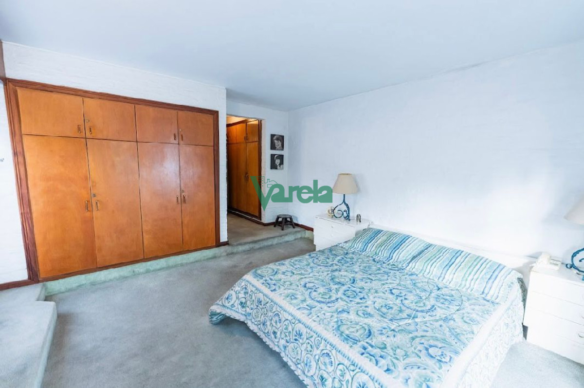 Casa ID.22962 - Venta de casa cuatro dormitorios en Punta Carretas