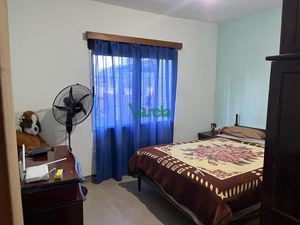 Casa ID.21796 - Venta de casa en Marindia de 2 dorm, estufa a leña, más negocio
