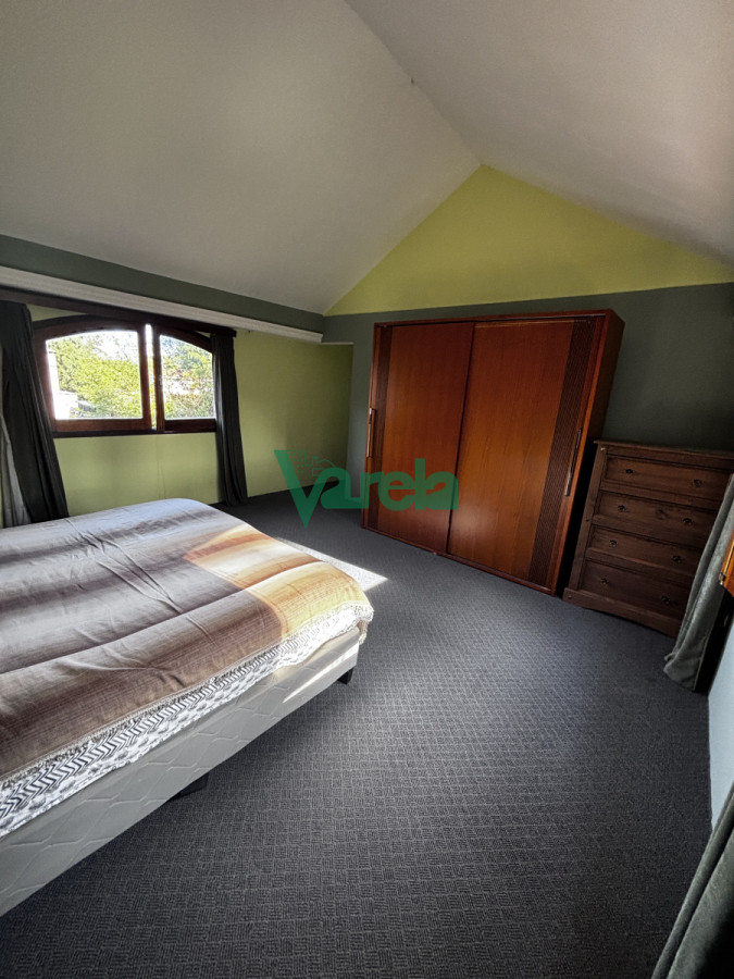 Casa ID.22717 - Casa mas local en venta 3 dormitorios 3 baños en El Pinar sur