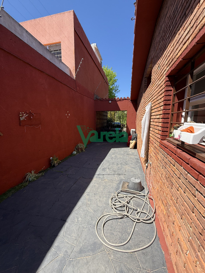 Casa ID.22789 - Venta Casa 3 Dormitorios 3 Baños Garage Fondo Buceo