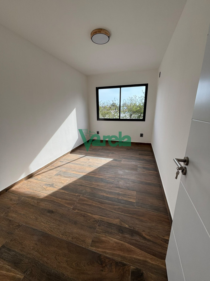 Casa ID.23153 - Casa en venta a estrenar en Lomas de Solymar 5 dormitorios 2 baños
