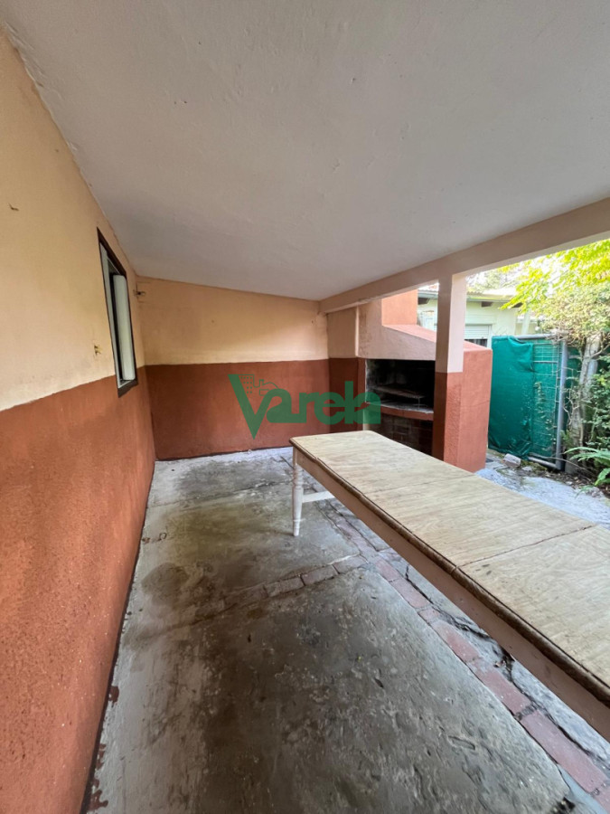 Casa ID.23070 - Venta de casa en Salinas, chalé de tejas, 3 dormitorios