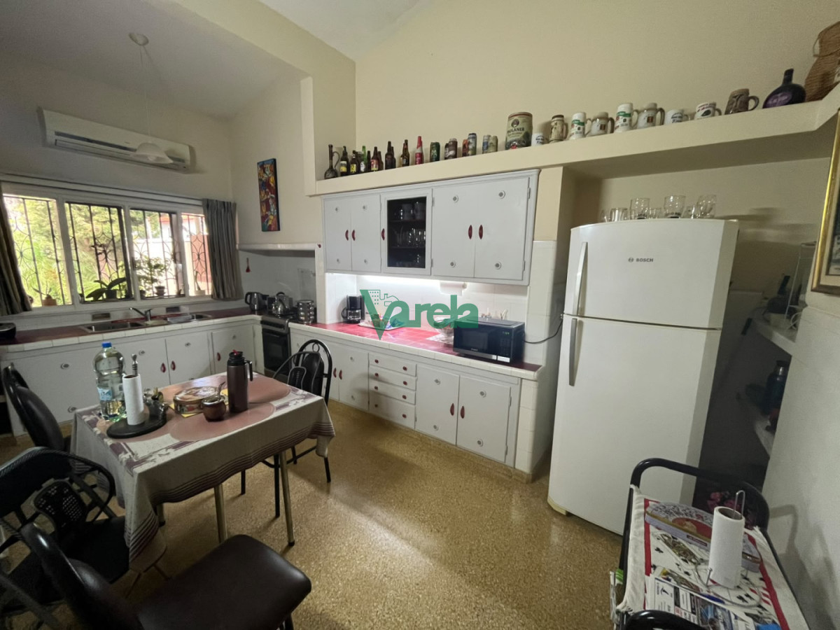 Casa ID.23115 - Residencia 3 dormitorios, 3 baños en Atlantida 