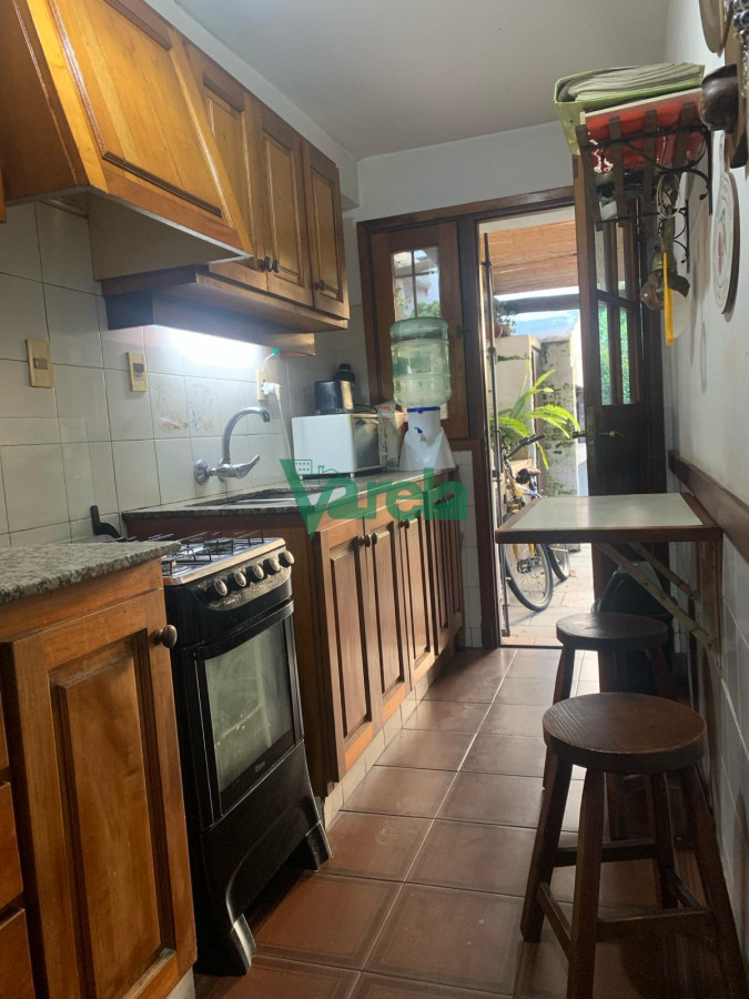 Casa ID.22435 - Venta Casa Carrasco norte, 3 dormitorios, 4 baños, jardin, fondo, barbacoa, ph en 2 plantas