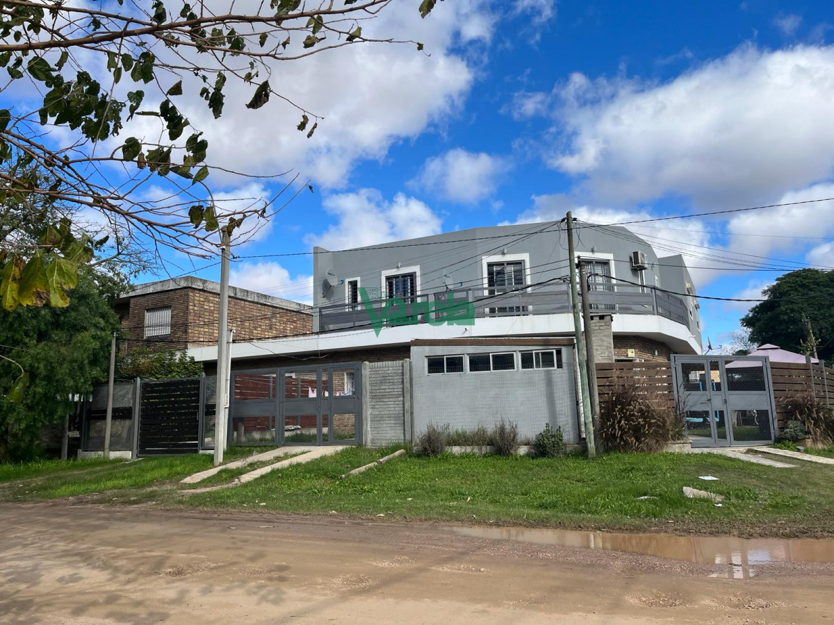 Casa ID.22181 - Venta de 3 casas en un padrón. 2 alquiladas, ideal inversor, Shangrila