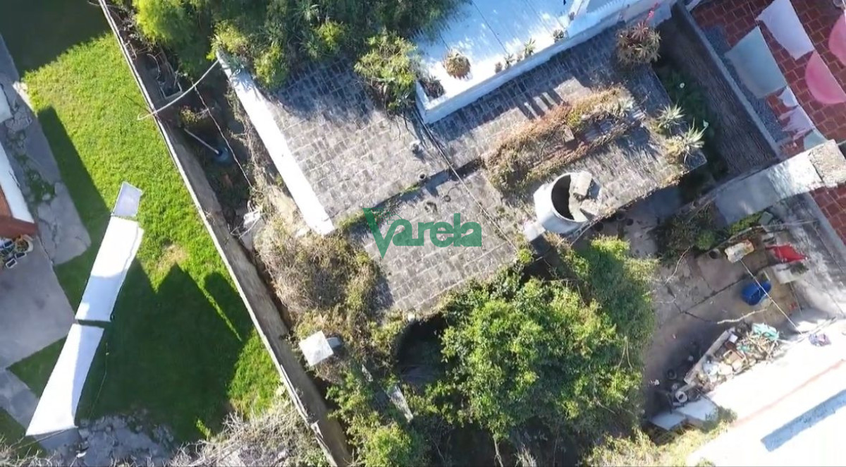 Casa ID.22970 - En venta tres casas en un padrón para reciclar en La Blanqueada