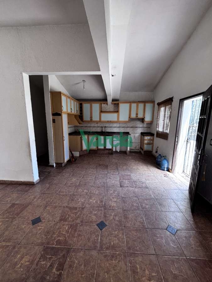 Casa ID.22710 - Casa y Local en venta ,3 dormitorios El Pinar norte.