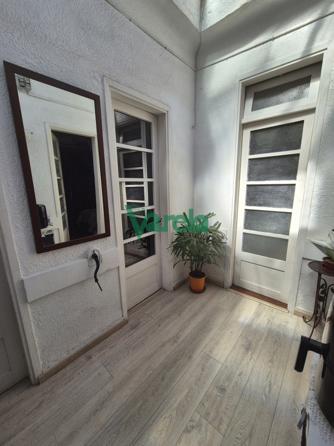 Casa ID.22753 - Vanta casa 2 dormitorios Garibaldi esq Porongos