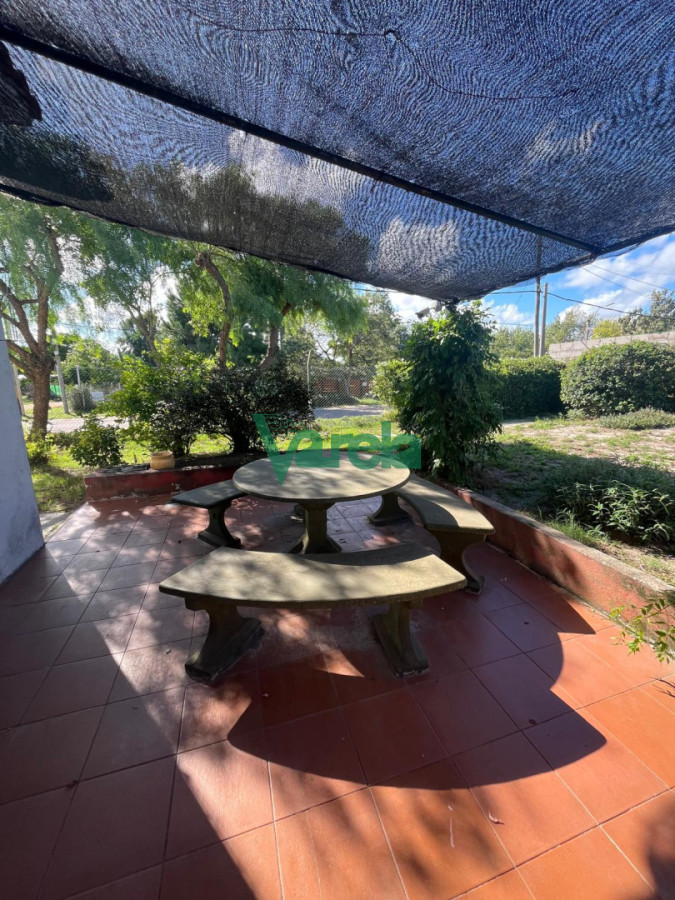 Casa ID.23009 - Venta de casa en Salinas, 2 dormitorios, estufa leña, parrillero