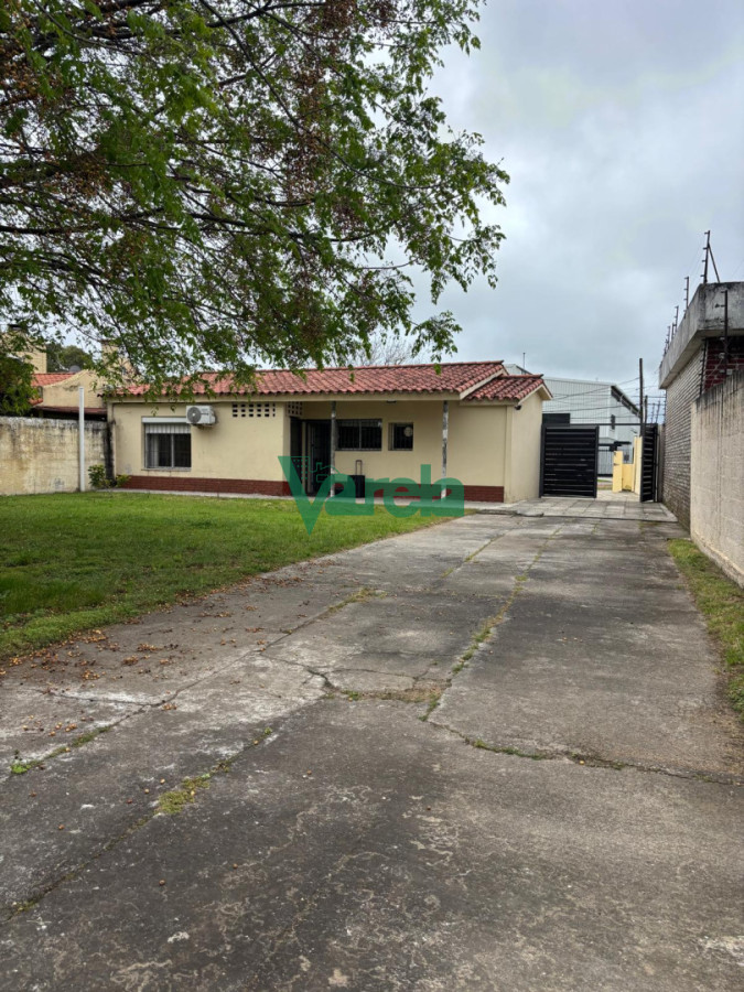 Casa ID.23210 - Casa venta Paso Carrasco 3 dormitorios a 1 cuadra Cno. Carrasco