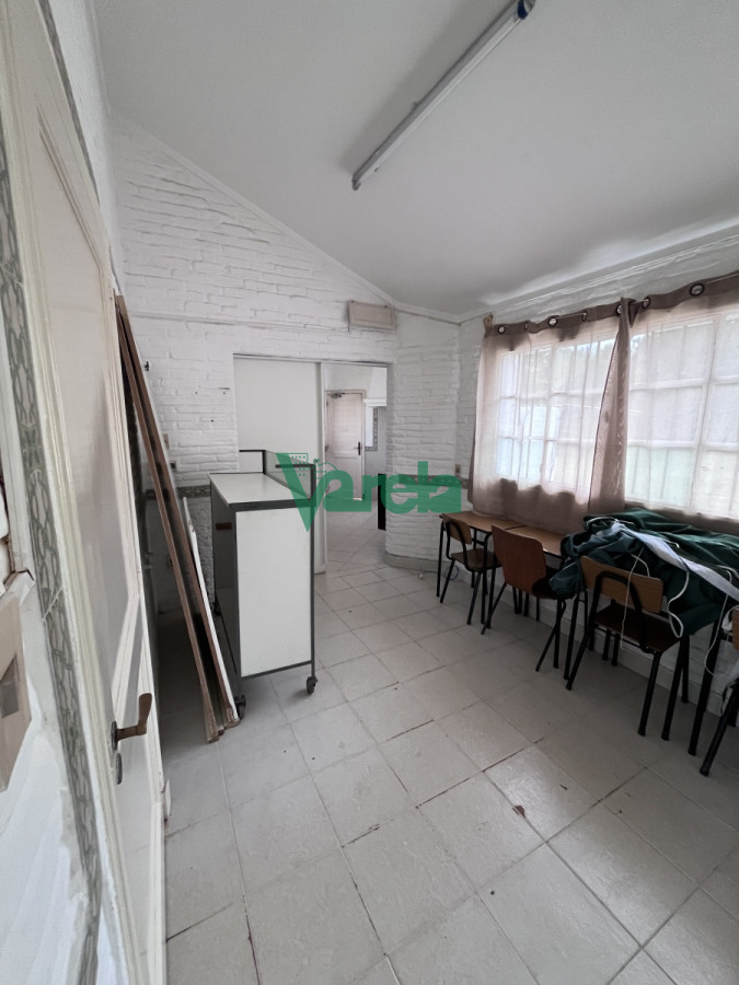 Casa ID.22041 - Casa ,local en venta Pinar sur sobre principal!