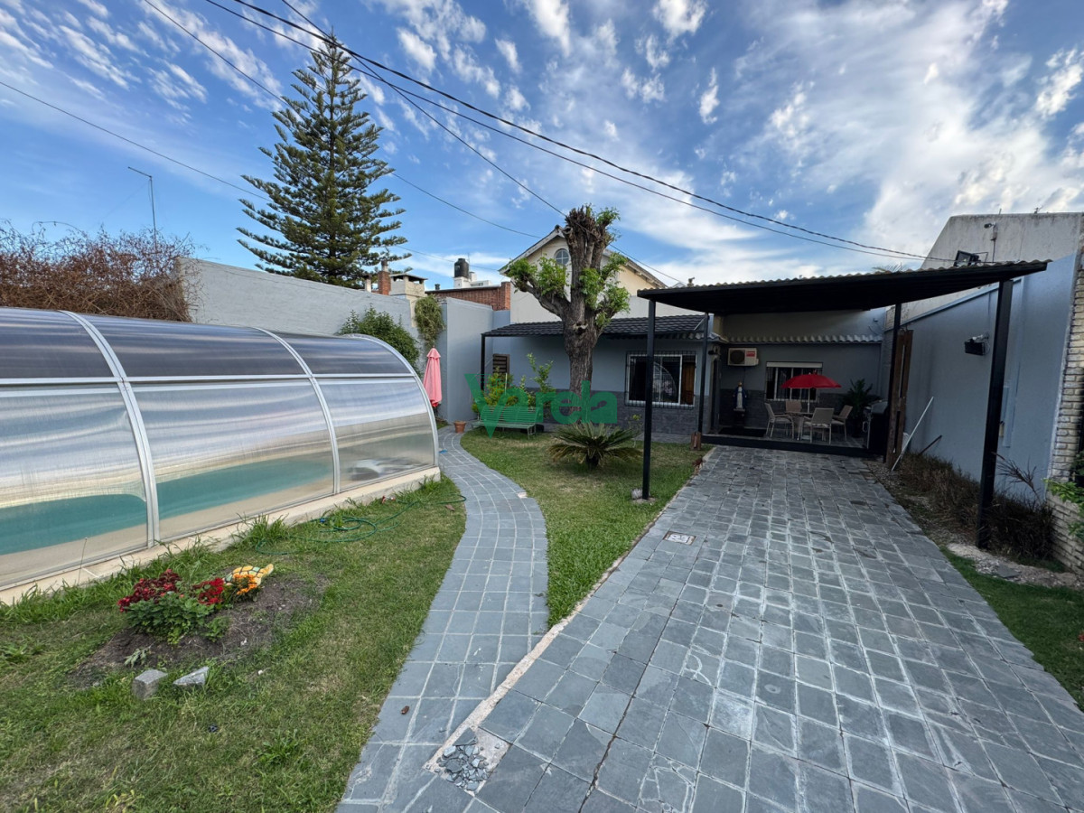 Casa ID.22882 - Alquiler casa carrasco, 3 dormitorios con piscina y 3 cocheras