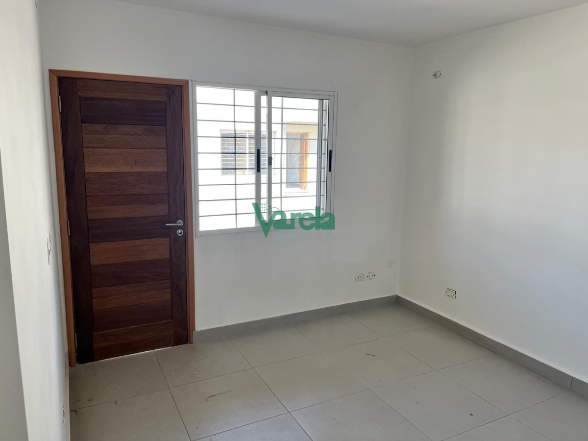 Casa ID.22457 - Alquiler casa 1 dormitorio Carrasco Norte a estrenar a metros Portones Shopping